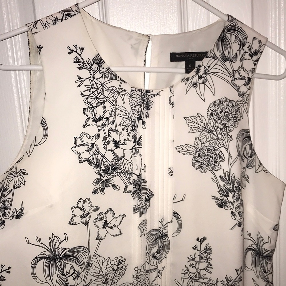 Banana Republic White Dress